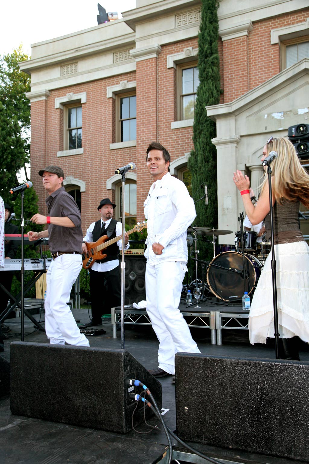 CYSTIC FIBROSIS FOUNDATION CALIFORNIA WINEMASTERS Warner Bros